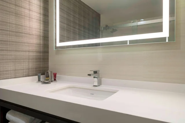 غرفة، Atlanta Marriott Northeast/Emory Area 2/2