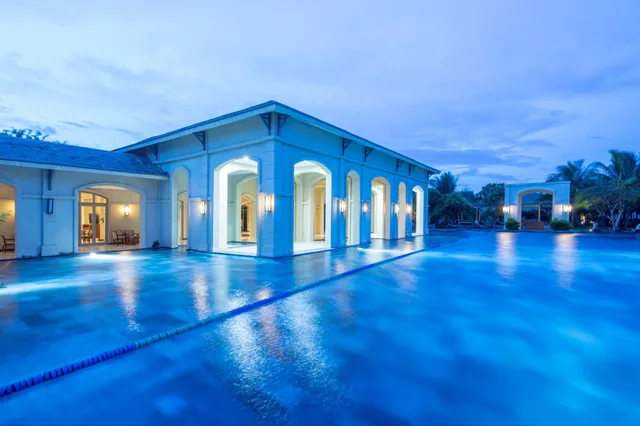 جناح، Flc Luxury Resort Samson 1/2