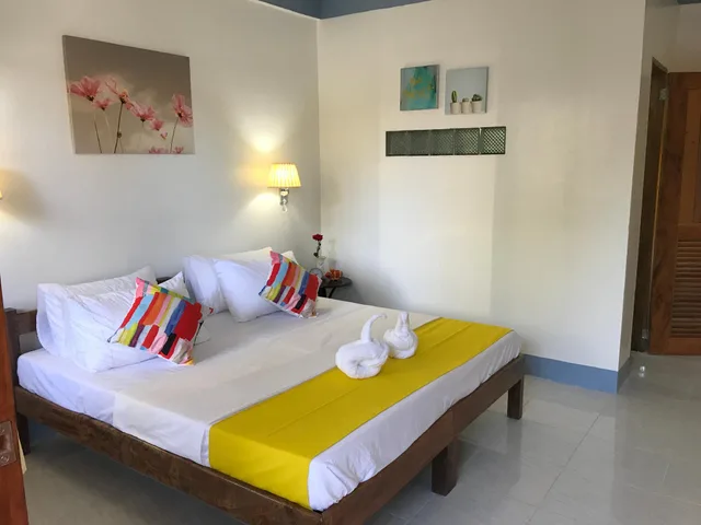 غرفة ديلوكس بسرير كوين، Neptune Diving Resort Moalboal 1/1