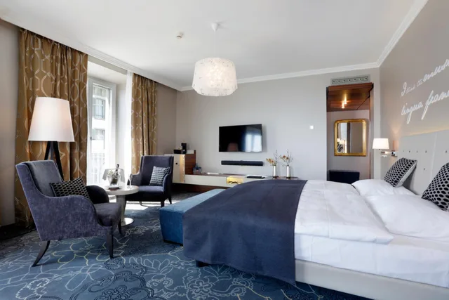 Lifestyle, Junior Suite, Queen Bed، Schweizerhof 5/9