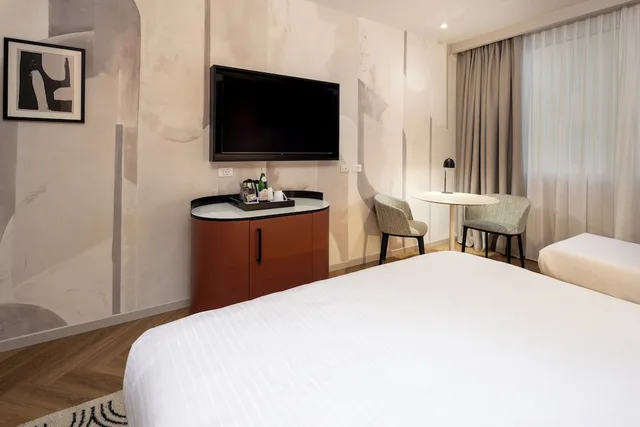 غرفة قياسية بسرير كينج مع أريكة، Crowne Plaza Padova 7/10