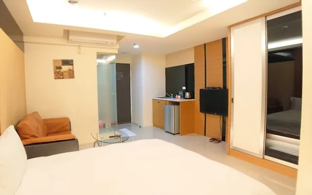 غرفة قياسية بسرير مزدوج، Lj Hotel 4/7