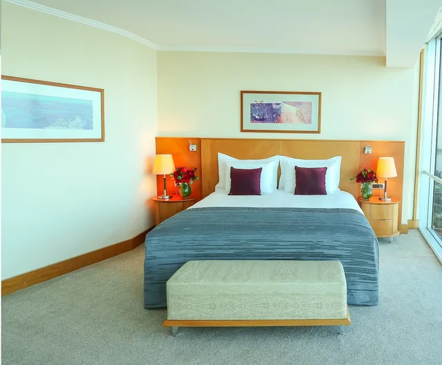جناح جونيور بسرير كينج بإطلالة على الجبل، Wyndham Grand Izmir Ozdilek Thermal & Spa 1/3