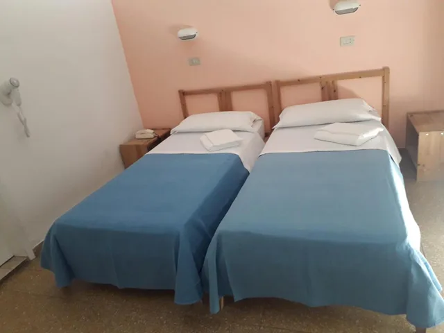 غرفة بسريرين منفصلين، Hotel Colombo 4/5