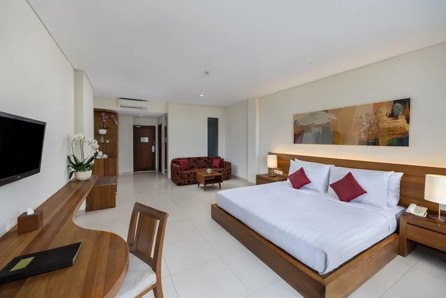 جناح جونيور بسرير كينج بشرفة، Taksu Sanur Hotel 4/7