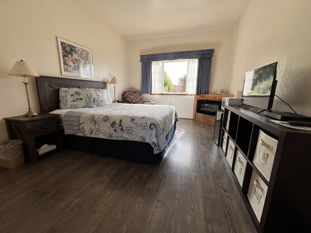 غرفة قياسية بسرير كوين، Gualala Country Inn 1/1