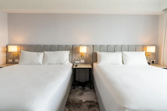 غرفة سوبيريور بسرير كينج وسريرين كوين بإطلالة على المدينة، The Brighton Hotel Sydney - Mgallery Collection 2/10