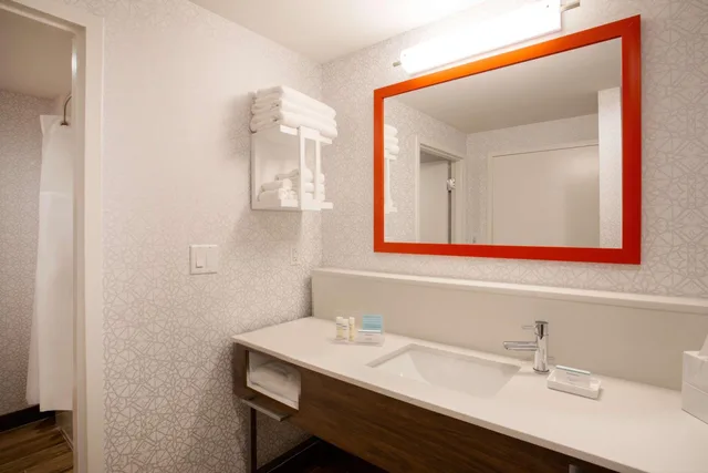 جناح استوديو بسرير كينج مع أريكة لذوي الإعاقة، Hampton Inn Suites North Port Fl 2/4