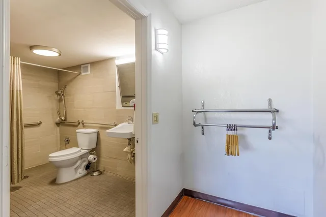 غرفة ديلوكس بسرير كينج لذوي الإعاقة، Motel6 Dumfries, VA 7/7