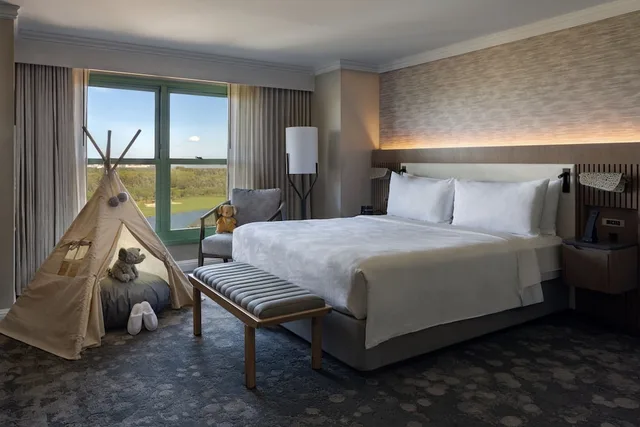 2 Bedrooms, Family Suite, 2 Double Beds, Lake Front، JW Marriott Orlando Grande Lakes 2/4