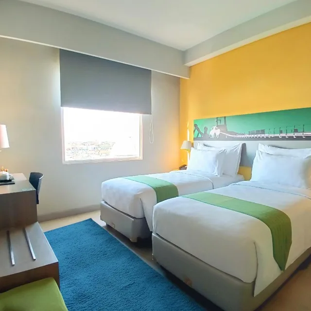 غرفة بريميوم ديلوكس بسريرين منفصلين، KHAS Surabaya Hotel 1/2