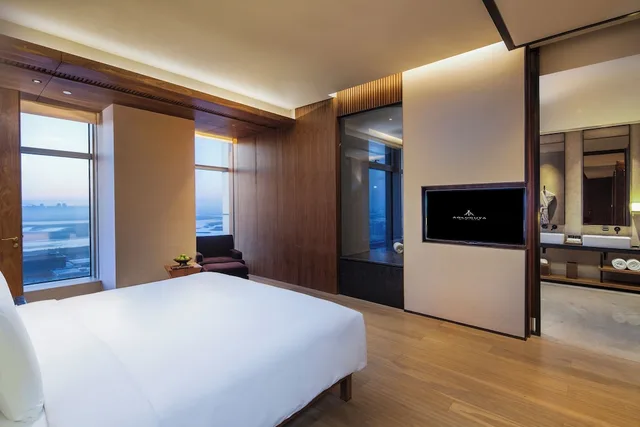 Rainbow, Family Suite, King and Twin Beds، Aoluguya Hotel 1/2