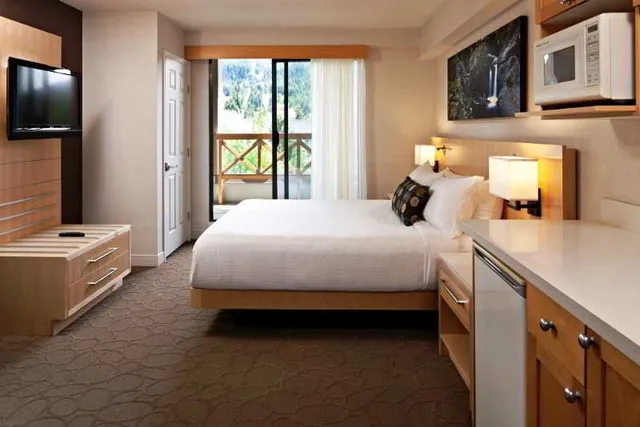 2 Bedrooms, Suite, Delta Whistler Village Suites 1/1