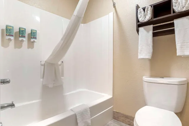 غرفة بسريرين مزدوجين، Best Western Gardendale 4/4