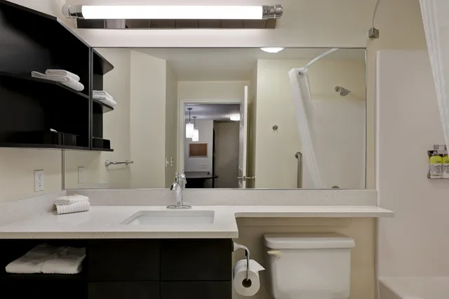 جناح استوديو بسرير كوين بمطبخ، Candlewood Suites Indianapolis - South 7/8
