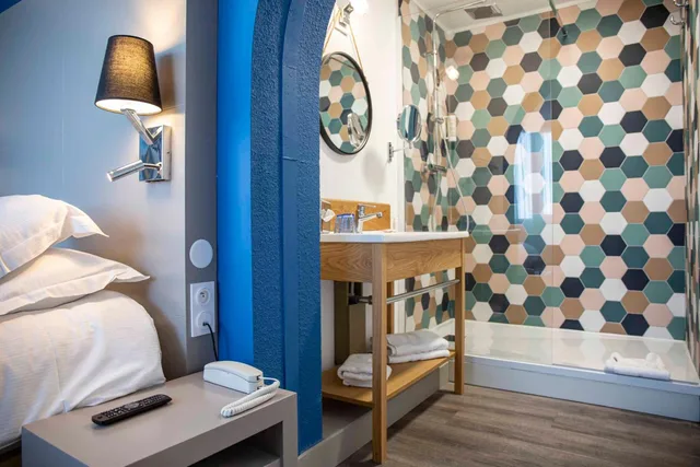 Comfort, Double Bed, Sea Side، The Originals Sete Port Marine 6/7