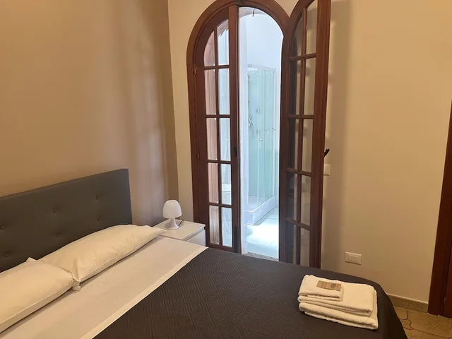 شقة بسرير كوين بإطلالة على الجبل مع أريكة، B B Sicily In Love 1/6