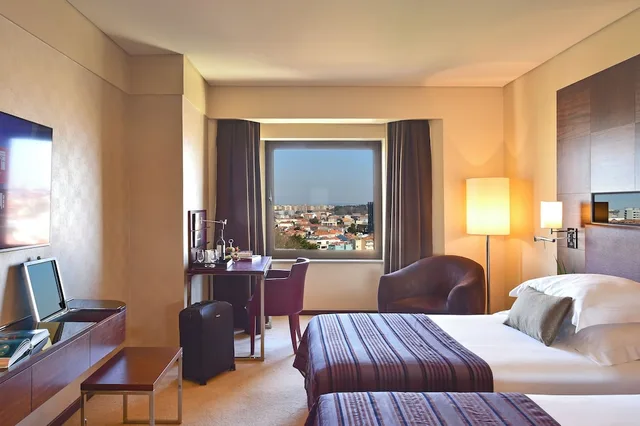غرفة تنفيذية بسريرين منفصلين، Porto Palacio Hotel By The Editory 2/10