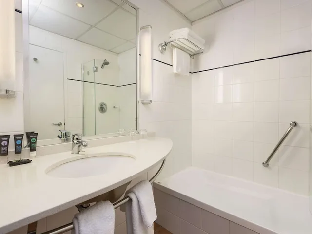 Executive, King Bed, NOVOTEL AUCKLAND ELLERSLIE 8/10