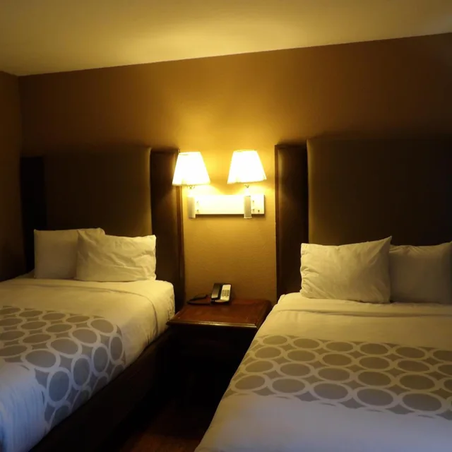 Suite, 2 Double Beds, Econo Lodge Inn & Suites Yuma 2/3