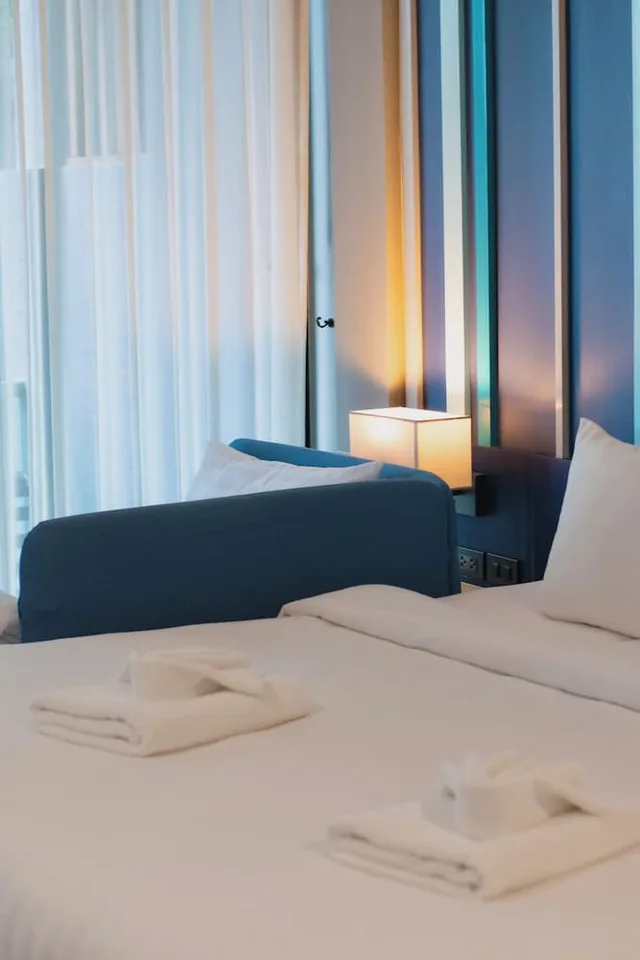 غرفة ديلوكس ثلاثية بسرير مزدوج وسرير فردي بشرفة بغرفة نوم واحدة، Att Boutique Hotel 6/10