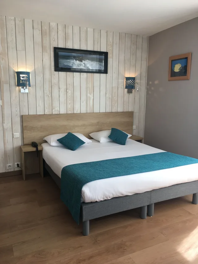 غرفة بسرير كوين، Hotel Des Halles 2/9