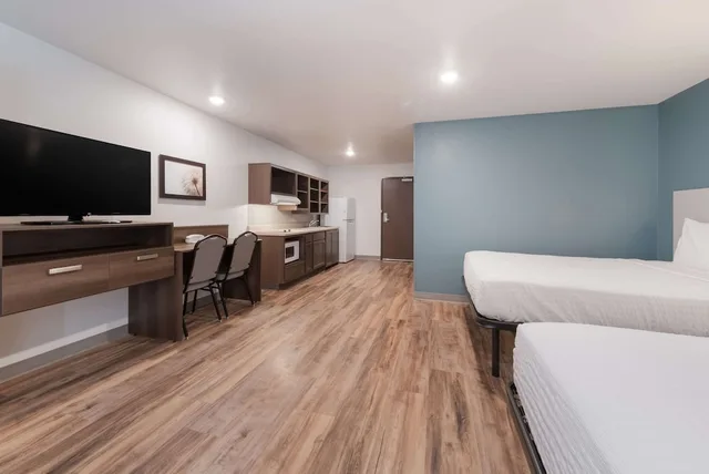 غرفة بسريرين كوين لذوي الإعاقة، WoodSpring Suites Philadelphia Northeast 1/4