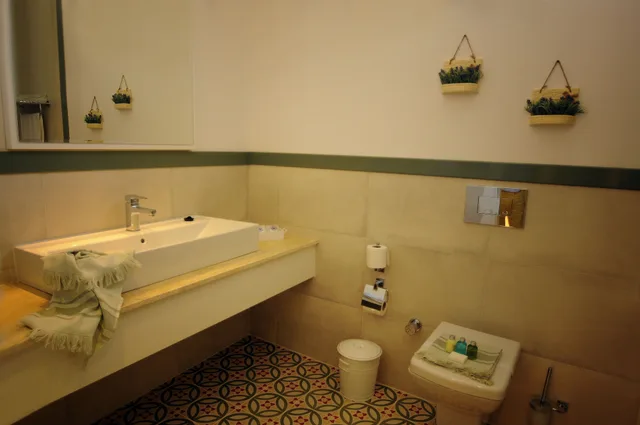 غرفة شهر العسل بسرير كوين، Sea Breeze Hotel And Apartments 2/3