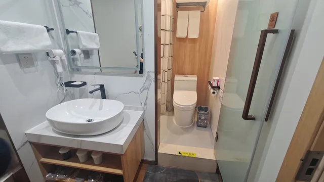 غرفة عائلية بسرير مزدوج وسرير فردي، Zhongan Hotel Beijing 5/5