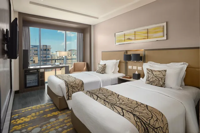 Superior, Twin Beds, Belmont Hotel Manila 2/6