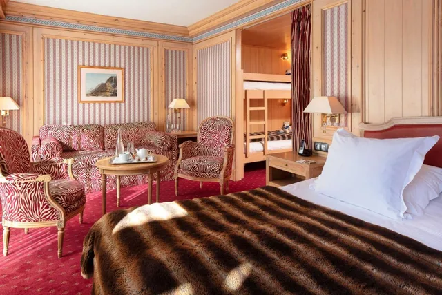 غرفة عائلية بسرير بطابقين، Hotel Carlina Courchevel 9/10