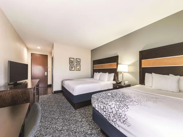 غرفة ديلوكس، La Quinta Inn & Suites by Wyndham Tulsa - Catoosa Route 66 1/4