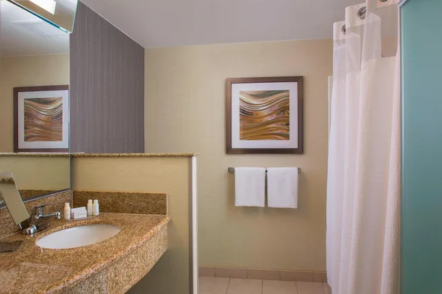 غرفة بسرير كينج، Courtyard Nashville Goodlettsville 3/6