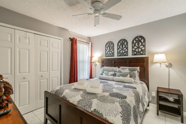 غرفة بسرير كينج وسرير كوين وأسرّة بطابقين، Near Disney: Harry Potters Castle Private Home 3/7