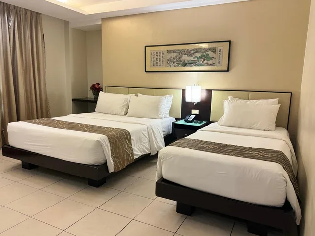 غرفة ديلوكس ثلاثية، Circle Inn - Iloilo City Center 1/10
