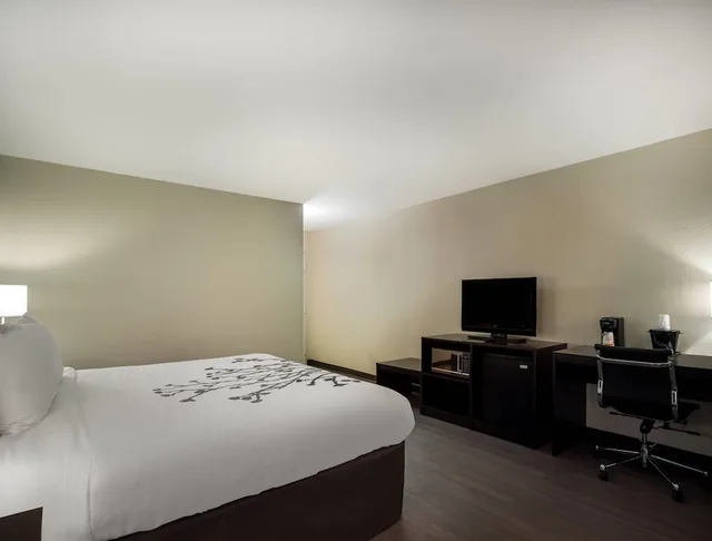 غرفة قياسية بسرير كينج، Sleep Inn Savannah Midtown 2/4