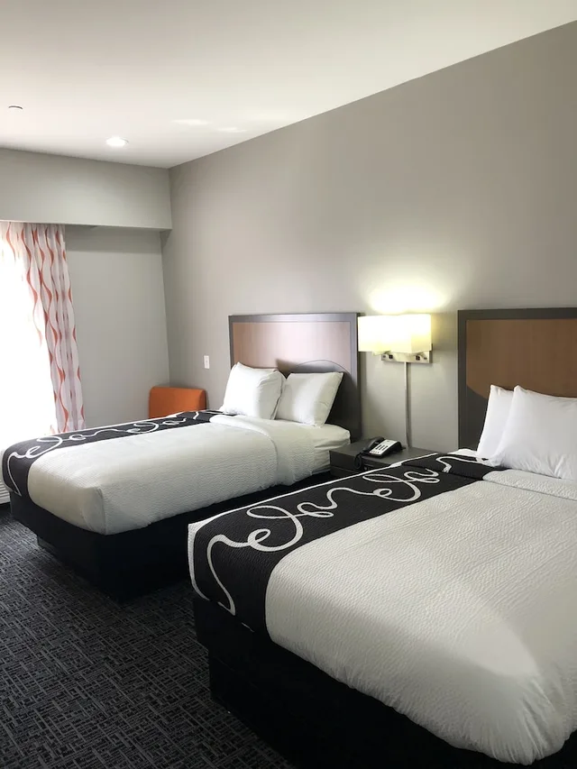 غرفة بسريرين كوين، Hotel Glenpool 2/2