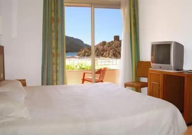 غرفة بانورامية بسريرين منفصلين بإطلالة على البحر بشرفة، Le Kalliste Hotel 6/7