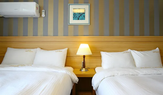غرفة عائلية بسريرين مزدوجين، Benikea Swiss Rosen Hotel 2/4