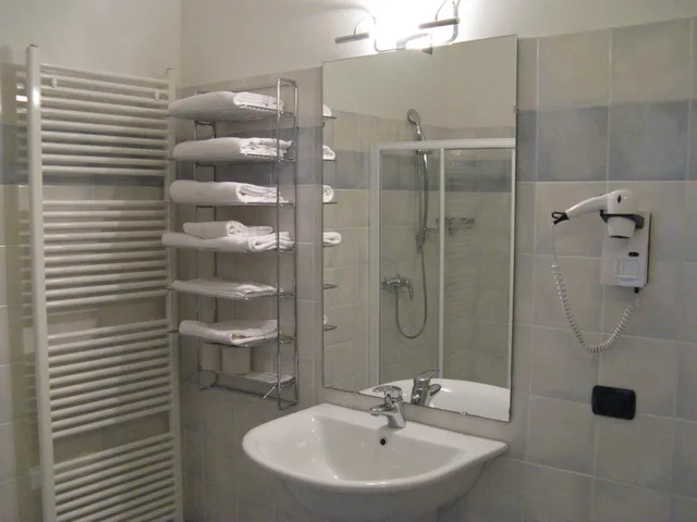 غرفة قياسية بسرير مزدوج، International Hotel Iseo 6/8