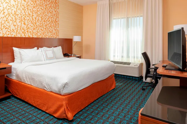 غرفة بسرير كينج، Fairfield Inn Suites Alamosa 1/2