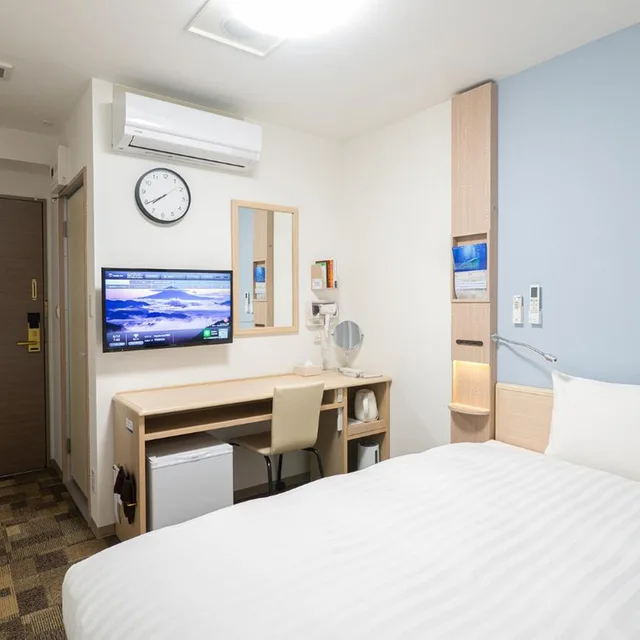 غرفة بسرير نصف مزدوج للمدخنين، Toyoko Inn Osaka Namba 2/4