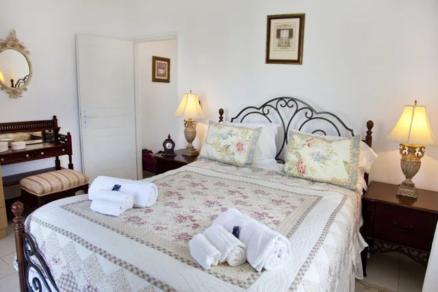 جناح بسرير كوين وسريرين منفصلين، Elenis Village Suites 1/3