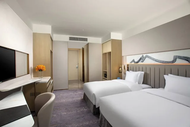 غرفة بريميوم بسريرين مزدوجين بإطلالة على النهر، Crowne Plaza Fuzhou South 2/5