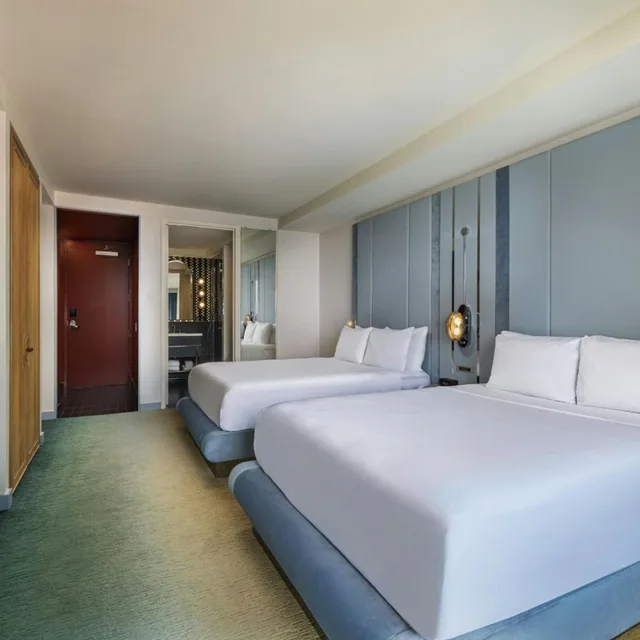 Room, Queen Bed, Hudson View، W Hoboken 1/8