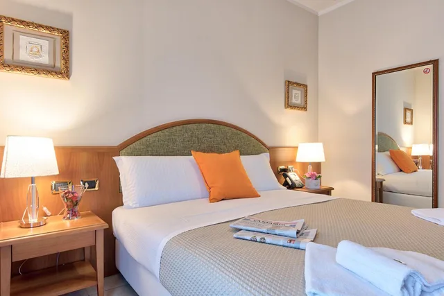 Room, Double Bed, Balcony, Albergo Villa Priula 10/10