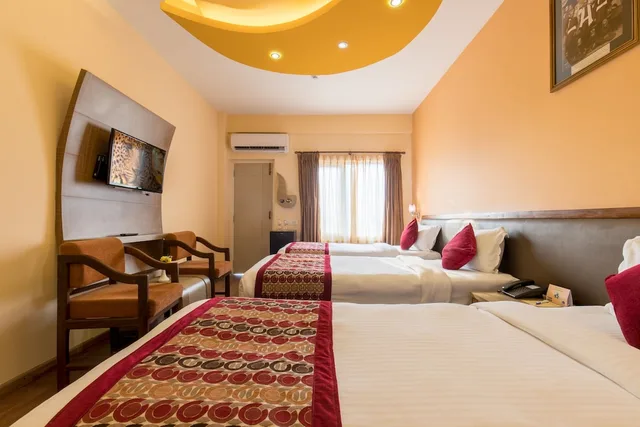 غرفة ديلوكس عائلية ثلاثية بسريرين منفصلين، Moon Light Hotel 4/10