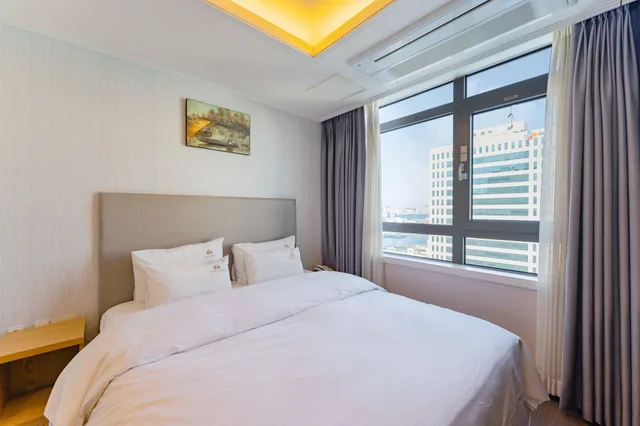 غرفة قياسية بسرير مزدوج بإطلالة على المرفأ، Central Park Hotel Busan 2/10