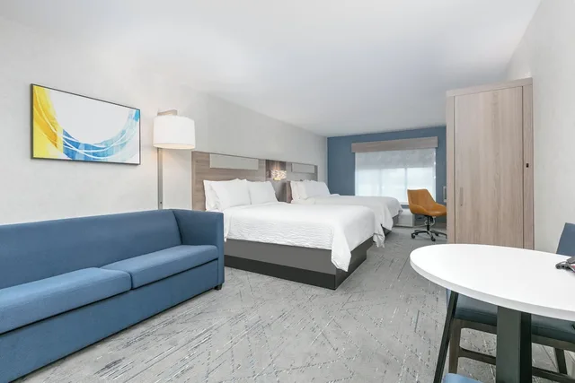 جناح بسريرين كوين مع أريكة، Holiday Inn Express Hotel Suites Valparaiso 3/6