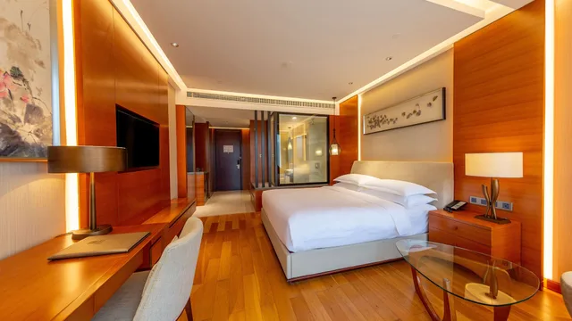 غرفة قياسية بسرير فردي، HOLIDAY INN NANJING XUANWU LAKE 2/5